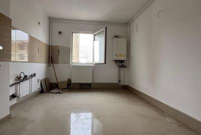 Apartament cu 4 camere în Central - 8