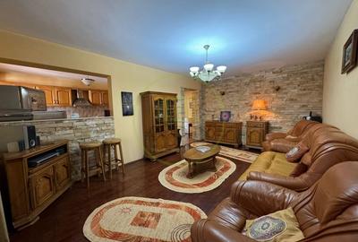 Apartament cu 4 camere decomandat, mobilat în 1 Mai - 2