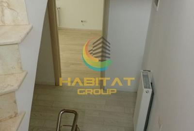 Casă cu 4 camere cu Canalizare în Central