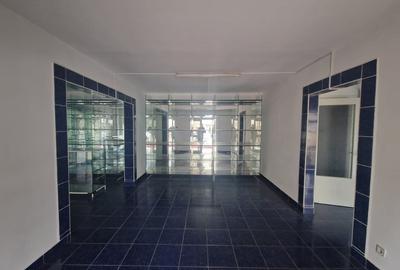 Spațiu comercial, de 48 mp, în Decebal