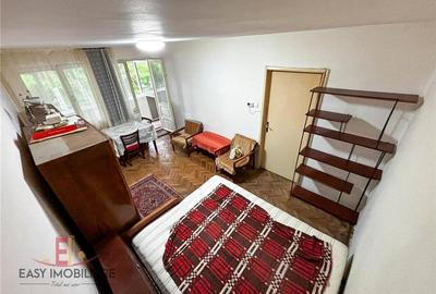 Apartament cu 2 camere decomandat în 7 Noiembrie