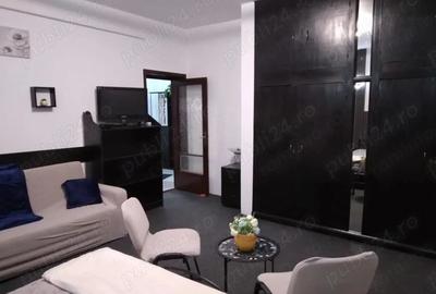 Apartament cu 2 camere decomandat în Romană