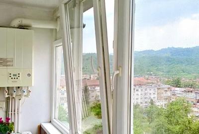 Apartament cu 2 camere semidecomandat în Petros