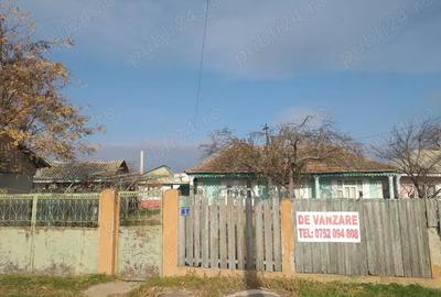 Teren de 3000 mp, în Poșta