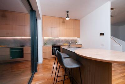 Duplex cu 6 camere cu Canalizare în Central - 13