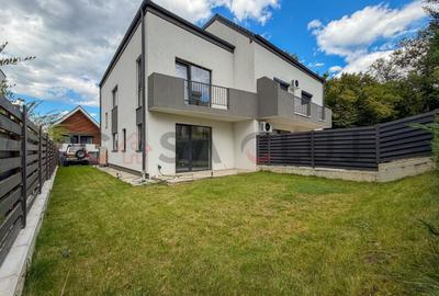 Duplex cu 4 camere cu Canalizare în Mănăștur