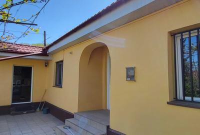 Casă cu 4 camere în Scurta - 1