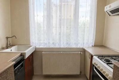 Apartament cu 3 camere decomandat în Central - 4