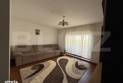 Apartament cu 3 camere decomandat în Micro 16