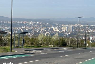 Teren de 728 mp, în Iris