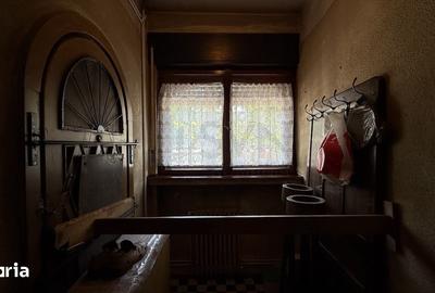 Apartament cu 3 camere în Ștefan cel Mare