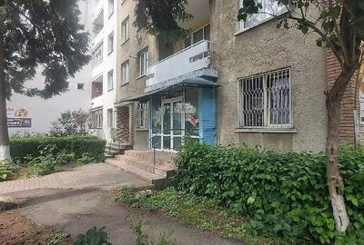 Spațiu comercial, de 55 mp, în Central - 9