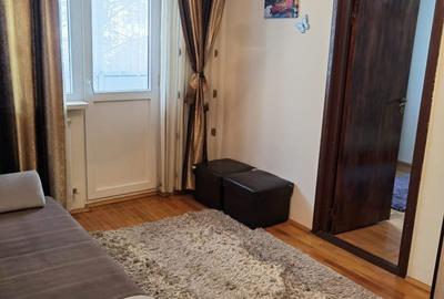 Apartament cu 2 camere în Casa de Cultură