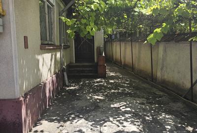 Casă cu 4 camere cu Teren 205 Mp în Faleza Nord - 2