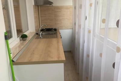 Apartament cu 2 camere semidecomandat, mobilat în 1 Mai - 5
