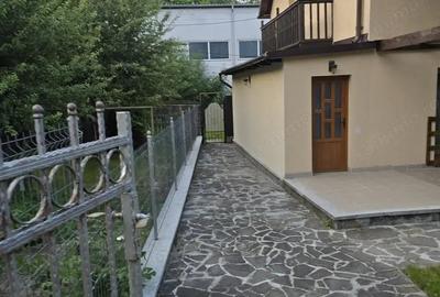 Casă cu 3 camere cu Teren 400 Mp în Sinaia - 8