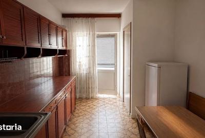 Apartament cu 3 camere decomandat în Ultracentral
