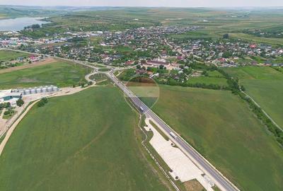 Teren de 8248 mp, în Zorleni