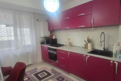 Apartament cu 2 camere decomandat în Central - 1