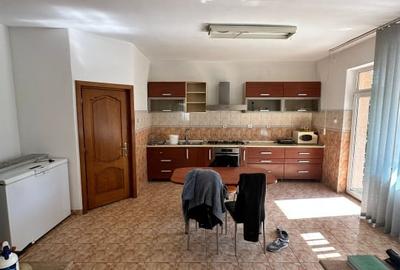 Casă individuală cu 8 camere cu Canalizare în Gruia - 7