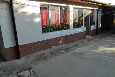 Casă cu 4 camere cu Teren 371 Mp în Apărătorii Patriei