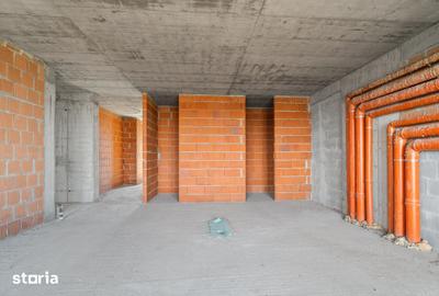 Apartament cu 6 camere în Pipera