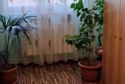 Apartament cu 5 camere decomandat în Central