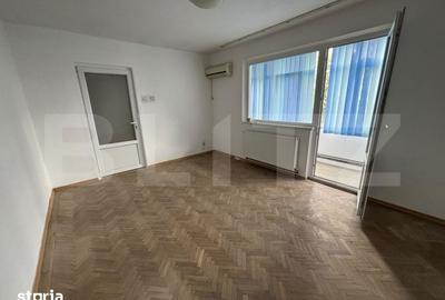 Apartament cu 3 camere decomandat în Vest - 3