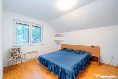 Casă cu 4 camere cu Teren 1292 Mp în Drăganu