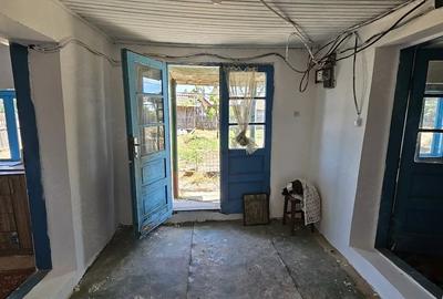 Casă cu 4 camere cu Teren 1300 Mp în Gurbănești - 9