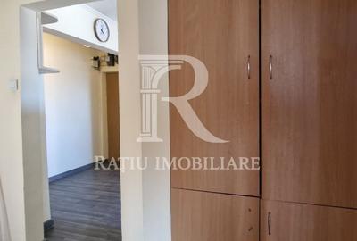 Apartament cu 3 camere în Calea Aradului