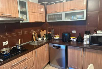 Apartament cu 3 camere în Micro 5 - 5