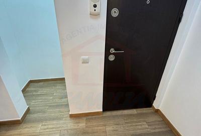 Apartament cu 2 camere semidecomandat în Țiglina 3 - 1
