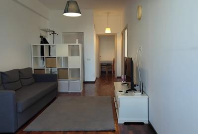 Apartament cu 2 camere decomandat în Parcul Carol