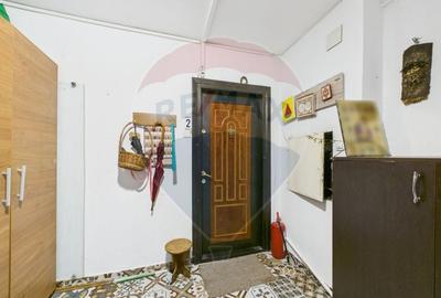 Apartament cu 6 camere decomandat, mobilat în 13 Septembrie - 15