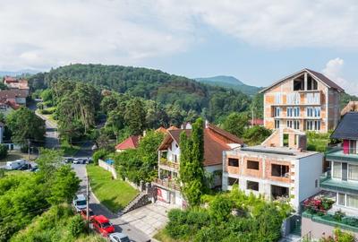Casă individuală cu 6 camere cu Teren 336 Mp în Brașovul Vechi - 2