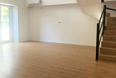Apartament cu 3 camere semidecomandat în Colentina - 1