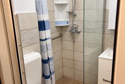Apartament cu 2 camere semidecomandat în Florilor