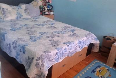 Apartament cu 2 camere semidecomandat în Micro 6