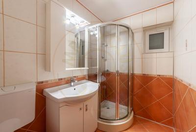 Apartament cu 3 camere decomandat, mobilat în Central - 9