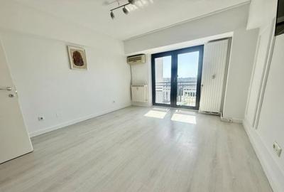 Apartament cu 4 camere decomandat, mobilat în Unirii