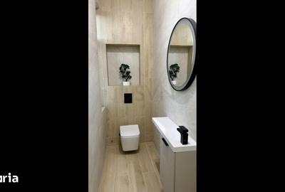 Apartament cu 4 camere în Romană