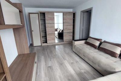 Apartament cu 2 camere decomandat în Nufărul