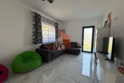 Duplex cu 3 camere cu Canalizare în Sânmihaiu Român - 2