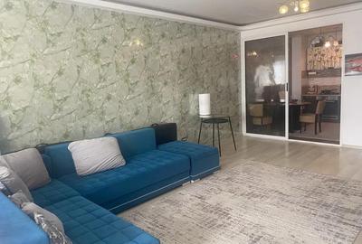 Apartament cu 2 camere decomandat, mobilat în Tractorul