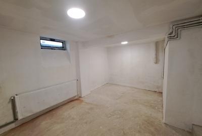 Casă individuală cu 6 camere cu Canalizare în Capitale - 20