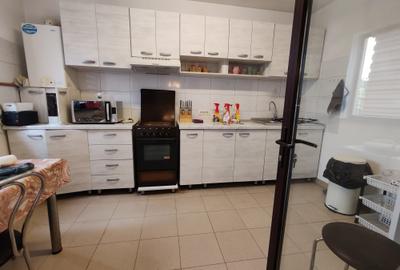 Casă individuală cu 5 camere cu Canalizare în Nord-Est - 4