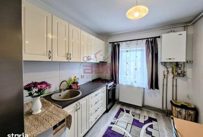 Apartament cu 2 camere semidecomandat în Micro 1 - 8