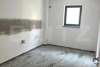 Apartament cu 2 camere decomandat în Tractorul - 1