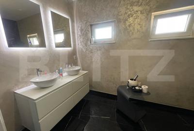 Casă cu 5 camere cu Teren 500 Mp în Central